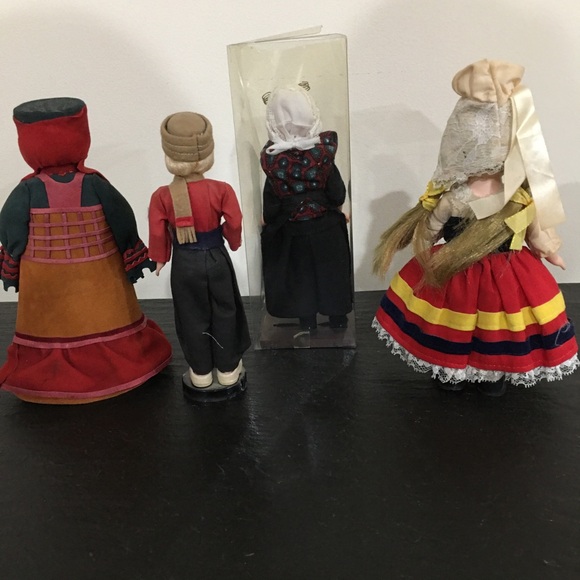Four dolls - Picture 2 of 2